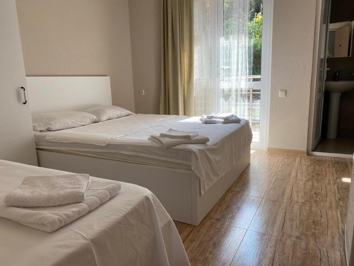 Nira Hotel Gonio Εξωτερικό φωτογραφία